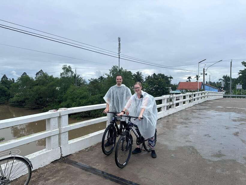 1-Day Mekong Delta | Cai Be - Vinh Long - Boat time on canals and fruit corridors: rowing, sampan, and mangrove-adjacent views