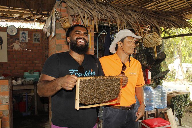 1-Day Mekong Delta Cai Rang Floating Market-Ancient House-Pancake - Mỹ Tho, fruit, and Vĩnh Tràng Pagoda: a calm start before the crowds