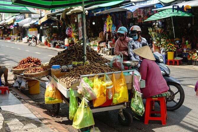 1 day-Tra Su cajuput forest tour pick up from Chau Doc or Can Tho - The boat ride through cajuput forest: motor, then hands-on sampan