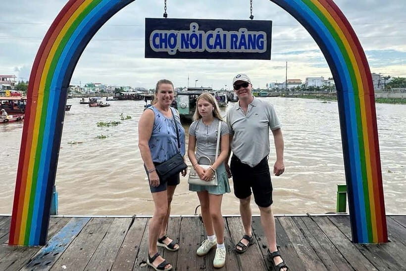 2-Day Mekong Delta Luxury Group Tour from Ho Chi Minh City - The guide experience: strong points, mixed English, and why it matters