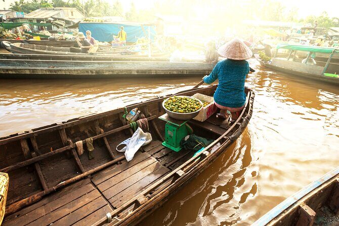 3 Days Mekong Delta Tours from Ho Chi Minh to Phnompenh - Cai Rang Floating Market: Morning Boat Time and a Riverside Restaurant Dock