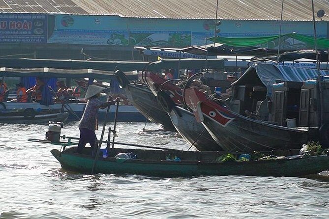 Authentic Mekong Delta Floating Market Full Day: Private or Group - Cai Be market: where the food craft becomes part of the story