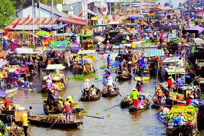 Bassac Mekong Delta Cruise 2Days - 1Night - Day 2: an early breakfast, Tra On, then the big Cai Rang market