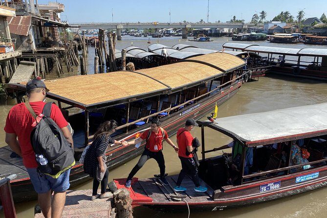 Cai Be Mekong Delta Tour: Cooking Class, Cycling & Craft Villages - Stop at the floating-market remnants on the Tien River