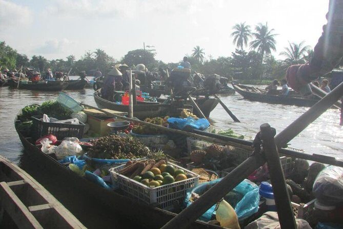 Cai Rang Floating Market Biking Cooking Class in Can Tho Rural - Cai Rang Floating Market: the big-stage market with breakfast on the water