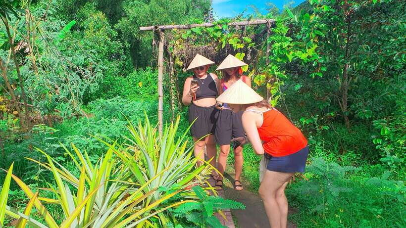 Can Tho: Authentic Mekong Delta – Real Local Life Tour. - Entering Can Tho’s river world (and why it feels different)