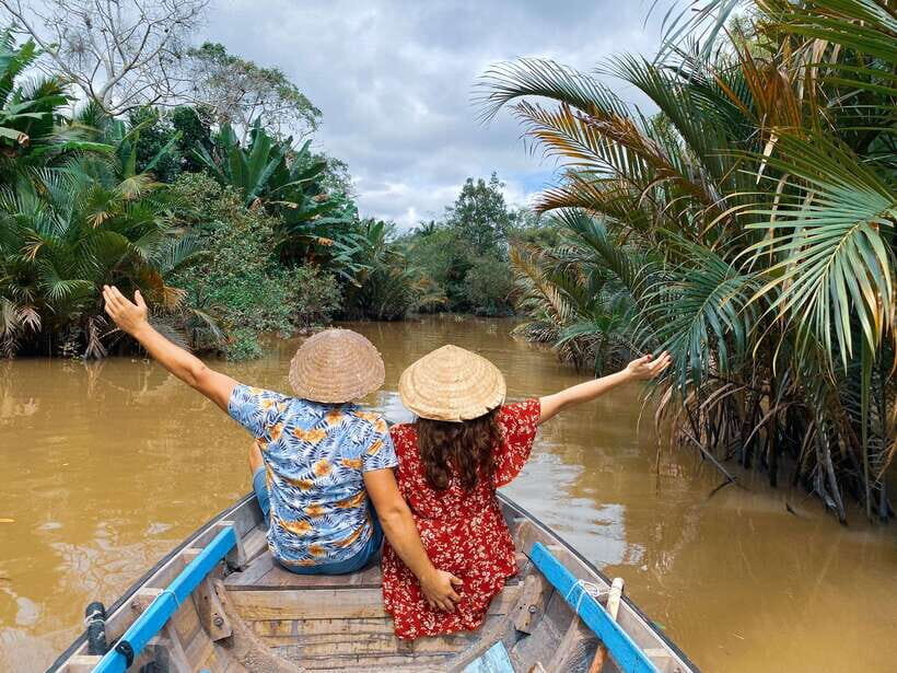 Can Tho: Explore Mekong, Floating Market, Cacao & Local Life - Coconut-Mangrove Calm: Where the Boat Actually Slows Down