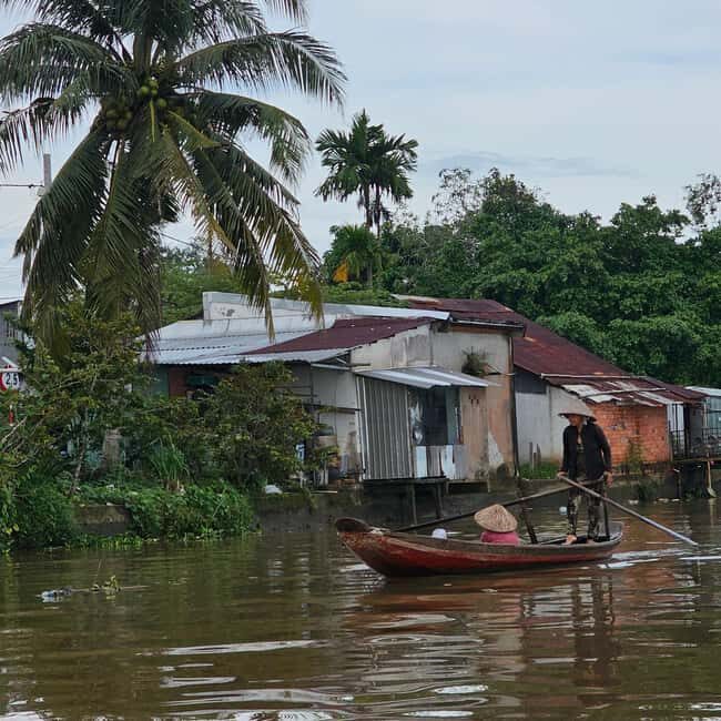 Can Tho: Peaceful Private Boat Ride on the Mekong(No Guide). - Your boatman is the whole show: local skill, personal care, and English support