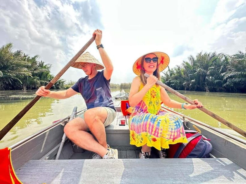 Cu Chi Tunnels & Mekong Delta: Full‑Day Discovery From HCM - Workshops, honey tea, and coconut candy: the best kind of stop