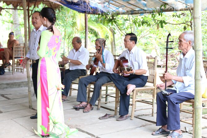 Essential Mekong Delta: Highlights Tour from Ho Chi Minh City - The Tien River cruise from Mỹ Tho: islands, fish farms, and real routine