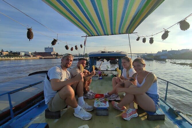 From Ho Chi Minh: 2D Mekong, Floating Market-authentic trip - From Ho Chi Minh City to Can Tho: the trip starts before you arrive