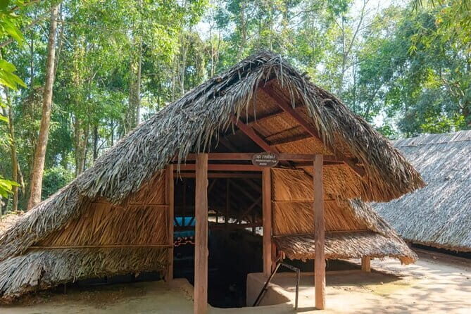 Full day Cu Chi Tunnels and Mekong Delta - The Drive to My Tho and Ben Tre: What Fills the Road Time