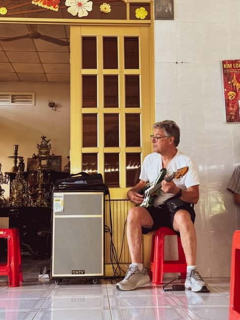 Ho Chi Minh: 3-Day Mekong Delta & Optional Exit to PhnomPenh - Cai Be food, folk music, cycling, and coconut treats