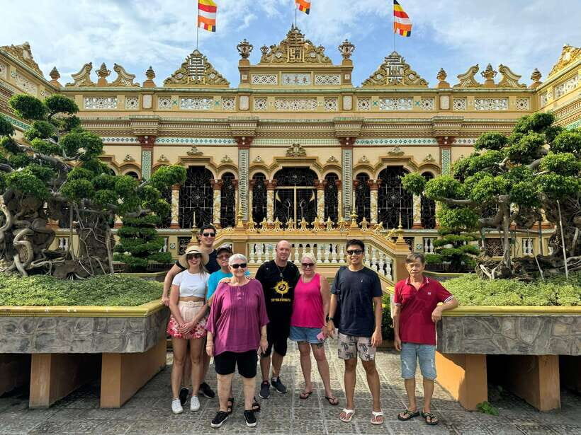 Ho Chi Minh City: 2-Day Bike & Kayak Mekong Delta Tour - Day 1 Night: BBQ Dinner and Karaoke With the Homestay Team