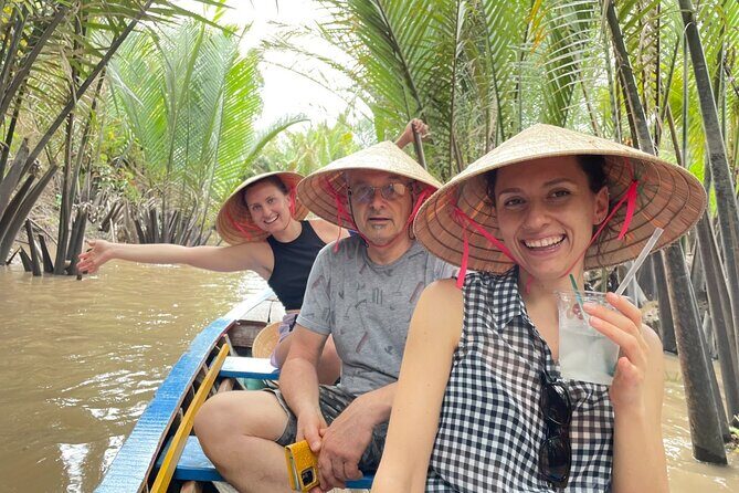 Ho Chi Minh: Southern Vietnam 4-Day Authentic Mekong Farm Trip - Day 2 in Ca Mau: sunrise energy, market breakfast, and mangrove water time