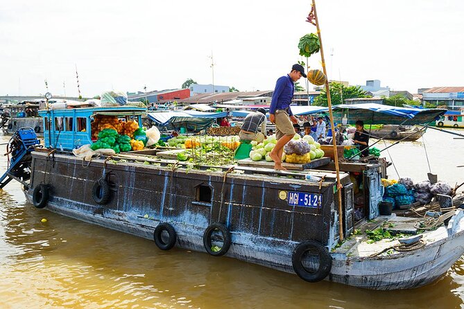 Luxury Mekong Delta Floating Market small Group 2 Days 1 Night - Meals, air-conditioned transport, and your included overnight