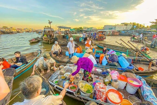 Luxury Mekong Delta Floating Market small Group 2 Days 1 Night - Guide quality: English support, punctuality, and a watch-out