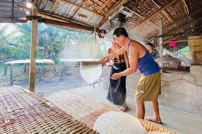 Mekong day tour Visit Cai Rang Floating Market pick up in Sai Gon - The middle-of-the-night pick-up that makes this tour work