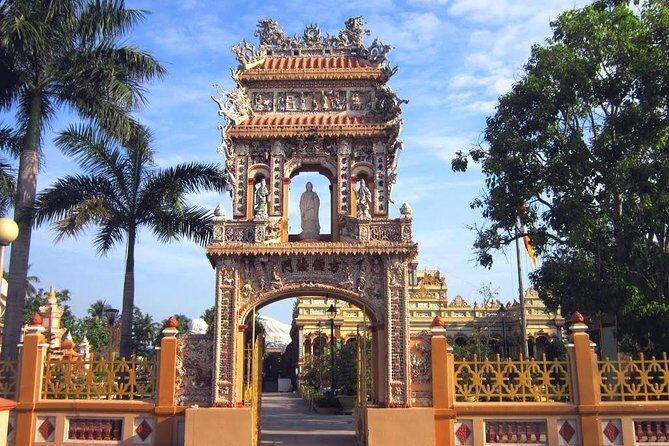 Mekong Delta 2-Day Tour: Floating Markets, Biking, Amazing Tour - Cai Rang Floating Market: early start, big Mekong energy