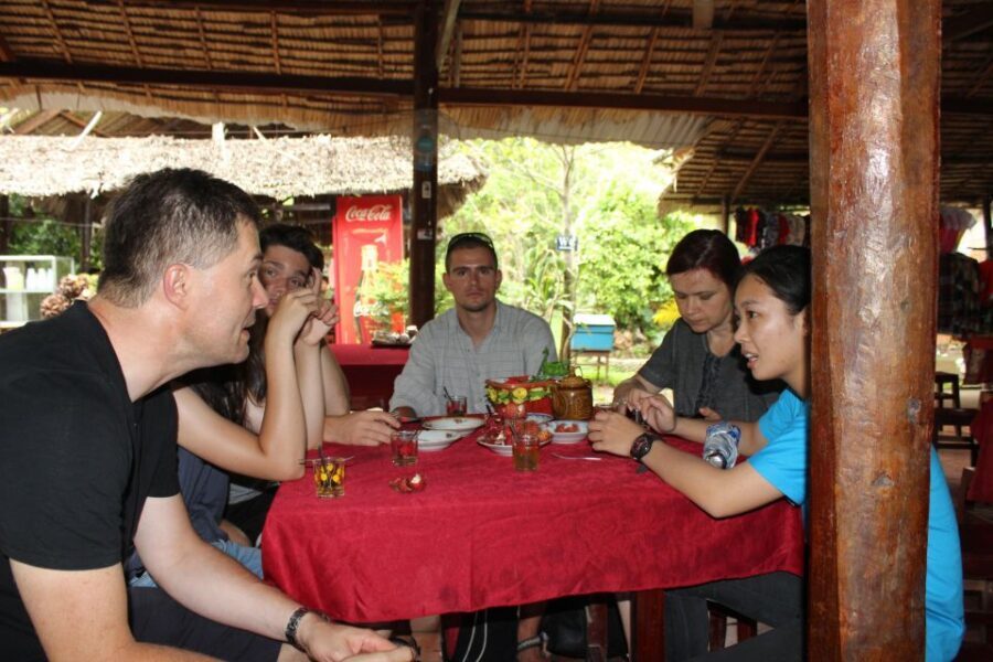 Mekong Delta 2 Days: Floating Markets & Cultural Exploration - Meeting Point, Pickup Options, and Getting Oriented Fast
