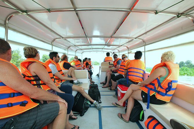 Mekong Delta Cai Rang Floating Market To The Contryside Road - Cai Rang Floating Market: what to watch on the Nine Dragon waters