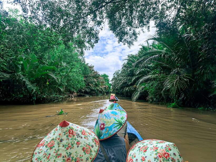 Mekong Delta 'Lesser-Known' My Tho & Ben Tre 1-Day Tour - Vinh Trang Pagoda: A 100-Year-Old Stop With Guided Focus