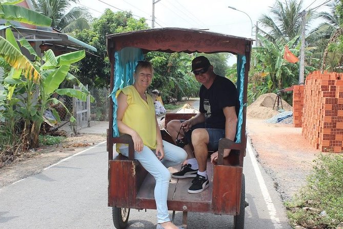 Private Mekong Delta 1 day - Vinh Trang Temple: a calm break before the fun stops