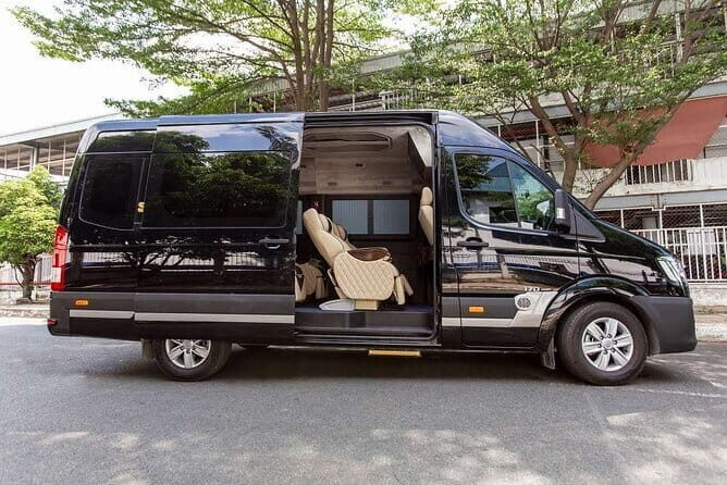 Private Transfer: Can Tho To Ho Chi Minh City/Ho Chi Minh Airport - On the Road: How Modern SUVs Make a Long Stretch Feel Shorter