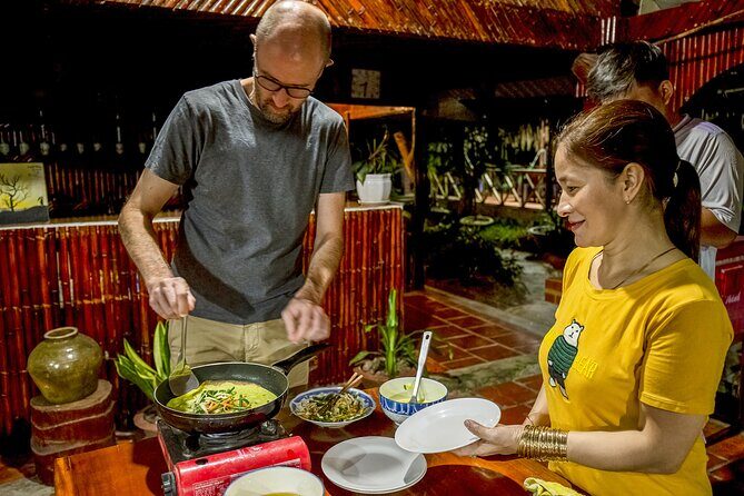 Small-group 2-Day Mekong Delta: Floating market, Cooking Class... - Cái Bè Village Time: Lunch With a Local Family and Bicycle Rental