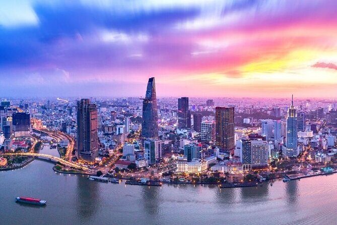 Song Xanh Sampan Mekong Cruise 2 Days 1 Night - The xuồng rowboat rides: where the Mekong changes shape